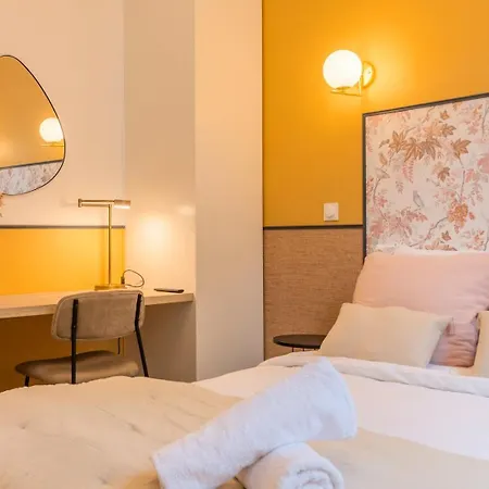 5-bedroom House In The Centre Of Lille. ゲストハウス リール